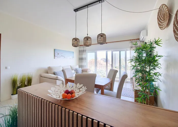 Cosy 2 Bedroom Ap Near The Da Rocha *