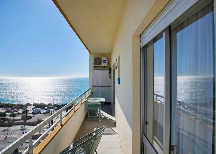 Cosy 2 Bedroom Ap Near The Da Rocha Portimão