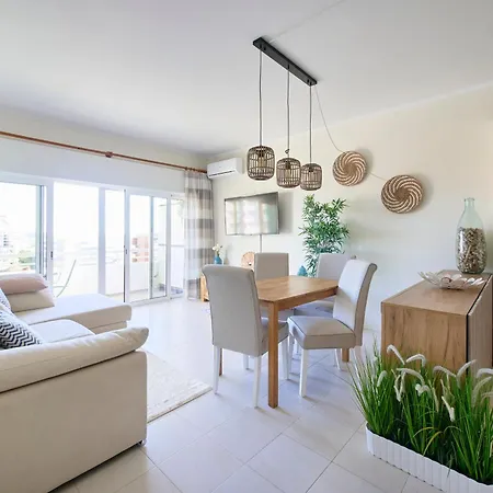 Cosy 2 Bedroom Ap Near The Da Rocha شقة *