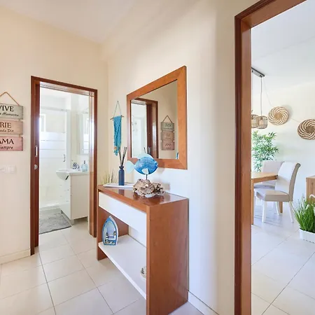 Cosy 2 Bedroom Ap Near The Da Rocha شقة بورتيماو