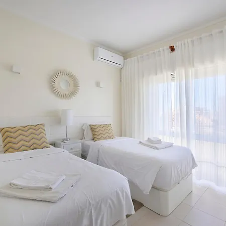 Cosy 2 Bedroom Ap Near The Da Rocha شقة *