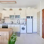 Cosy 2 Bedroom Ap Near The Da Rocha דירה