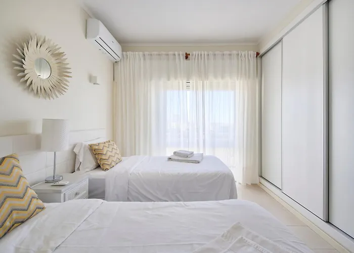 Cosy 2 Bedroom Ap Near The Da Rocha Портиман